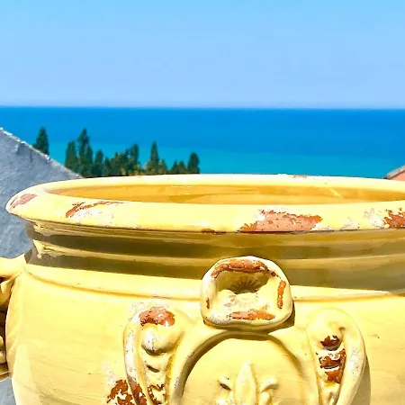 Casazzurra * Ortona